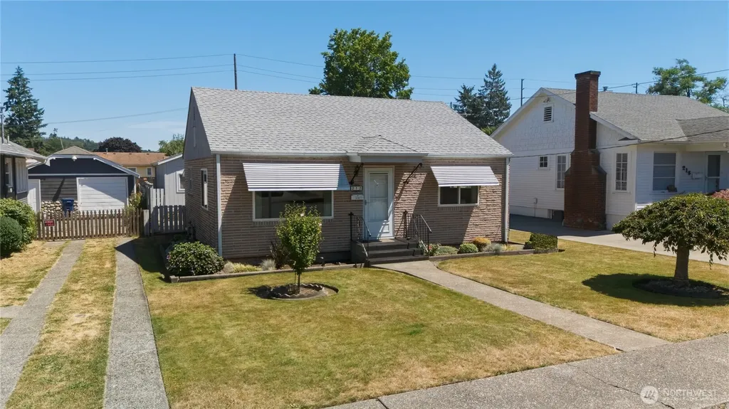 212 L Street SE Auburn WA 98002