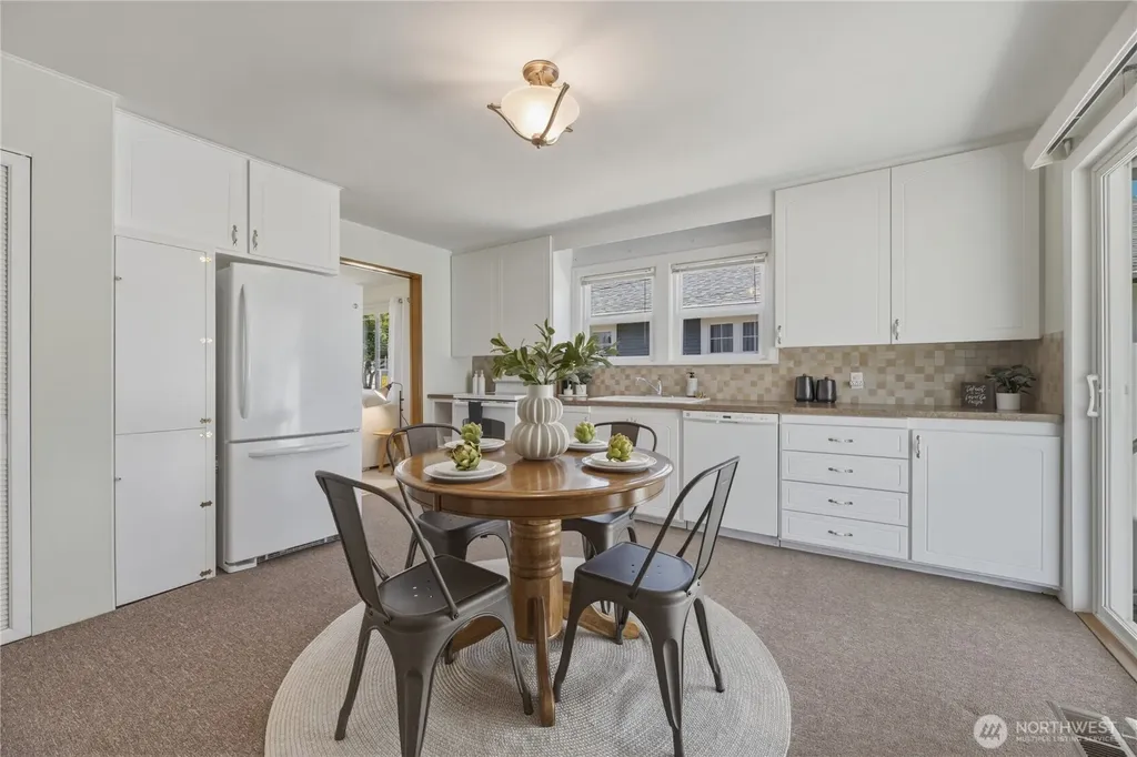 212 L Street SE Auburn WA 98002