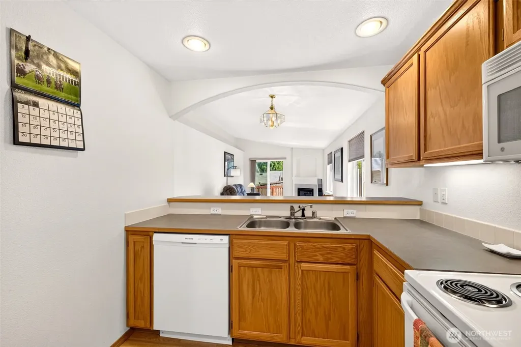 4223 147th Street SW Lynnwood WA 98087