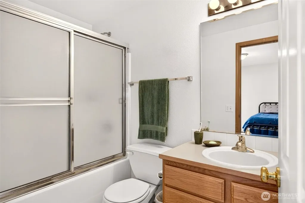 4223 147th Street SW Lynnwood WA 98087