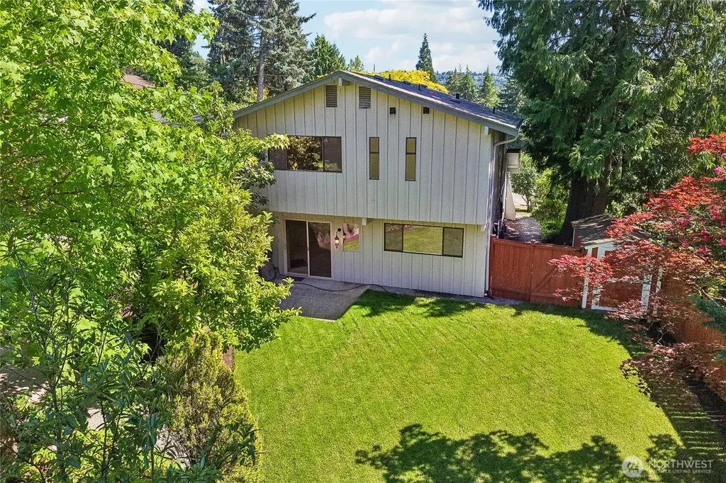 13800 SE 21st Street Bellevue WA 98005