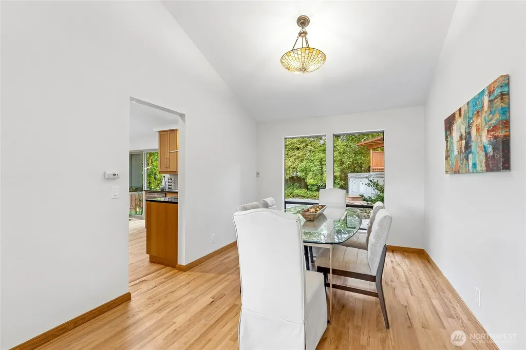 13800 SE 21st Street Bellevue WA 98005