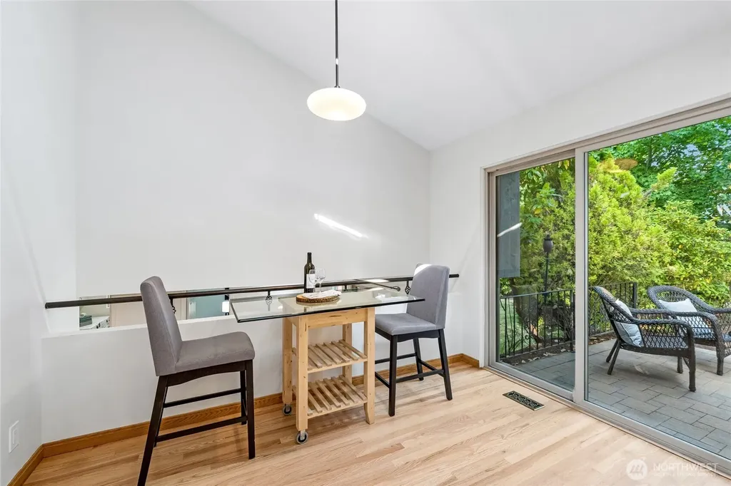 13800 SE 21st Street Bellevue WA 98005