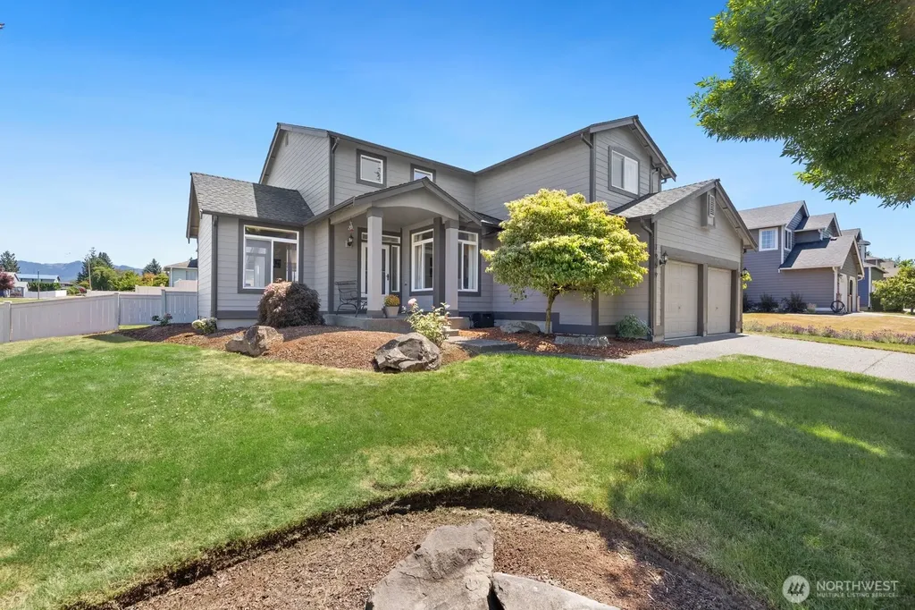 1959 Highpoint Street Enumclaw WA 98022