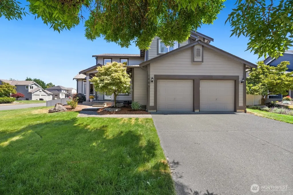 1959 Highpoint Street Enumclaw WA 98022