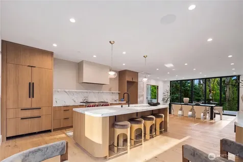 2908 129th Avenue NE Bellevue WA 98005