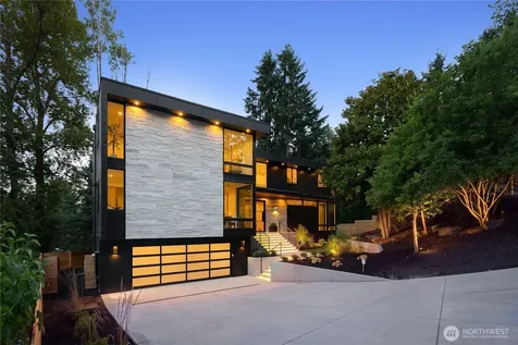 2908 129th Avenue NE Bellevue WA 98005