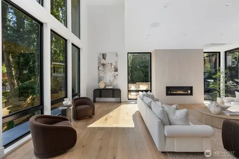 2908 129th Avenue NE Bellevue WA 98005