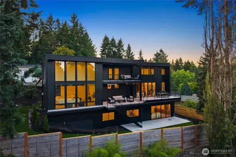 2908 129th Avenue NE Bellevue WA 98005
