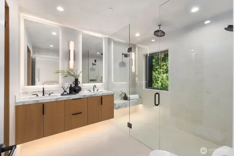 2908 129th Avenue NE Bellevue WA 98005