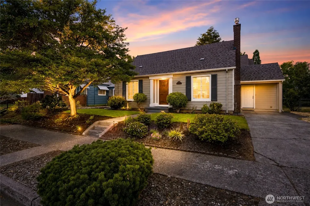 108 E 35th Street Vancouver WA 98663