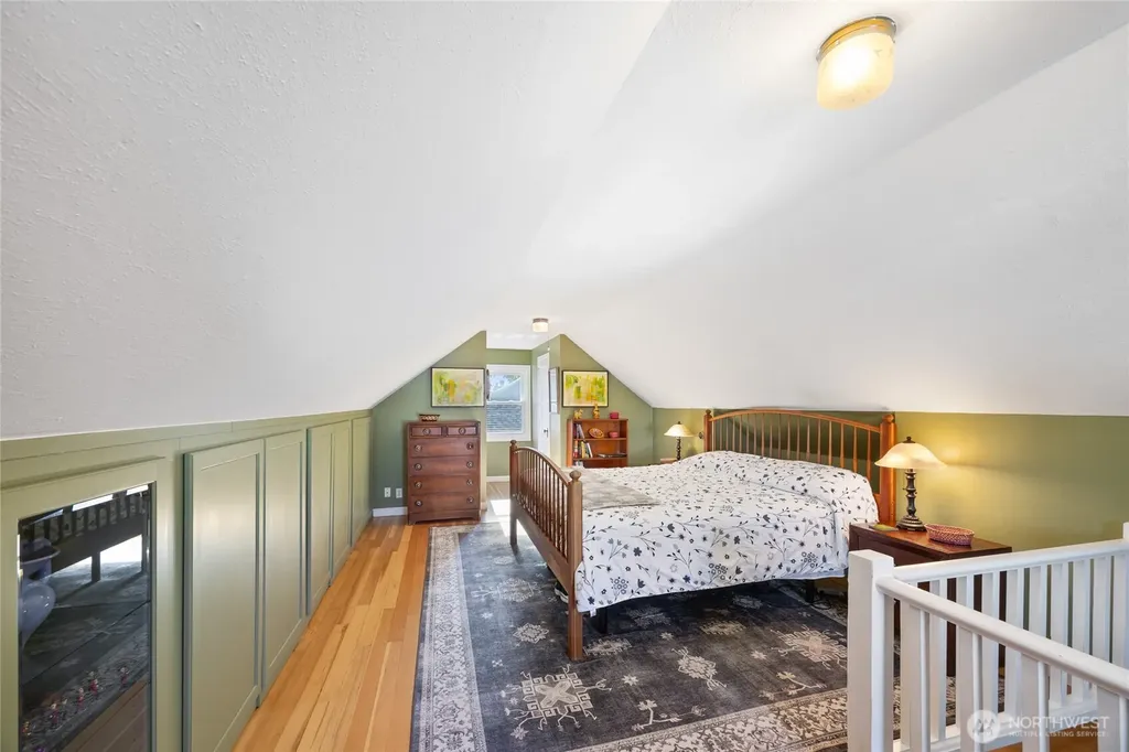 108 E 35th Street Vancouver WA 98663