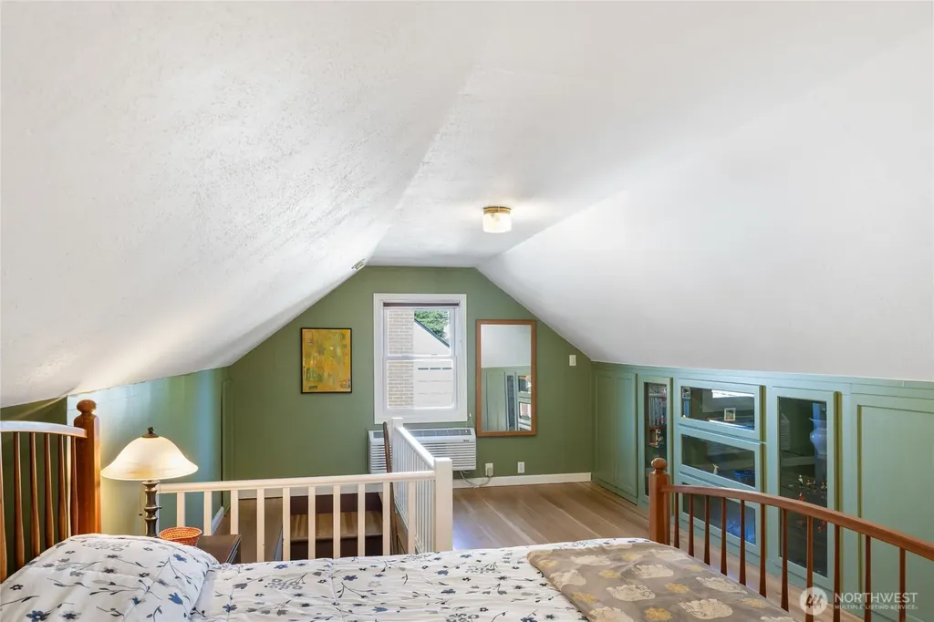 108 E 35th Street Vancouver WA 98663