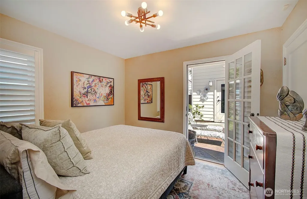 108 E 35th Street Vancouver WA 98663