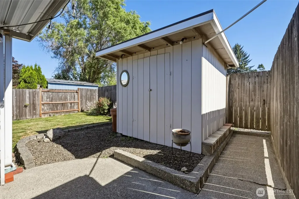 755 Irving Street SW Tumwater WA 98512