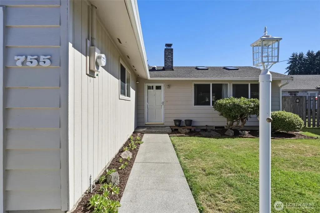 755 Irving Street SW Tumwater WA 98512
