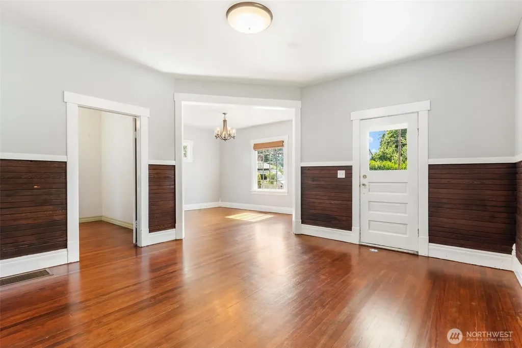1722 Franklin Street Enumclaw WA 98022