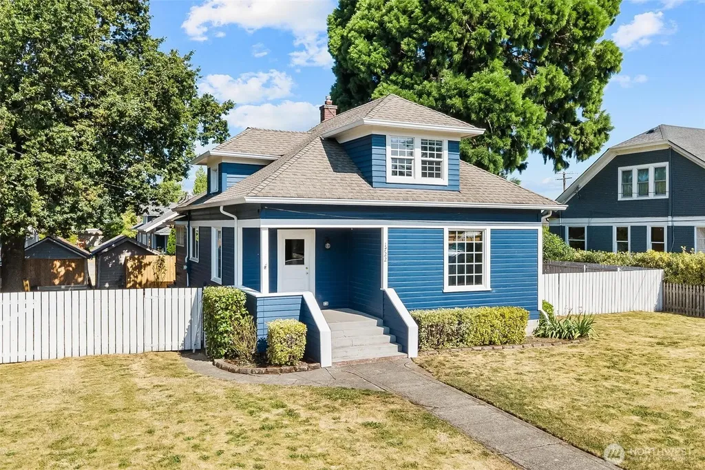 1722 Franklin Street Enumclaw WA 98022