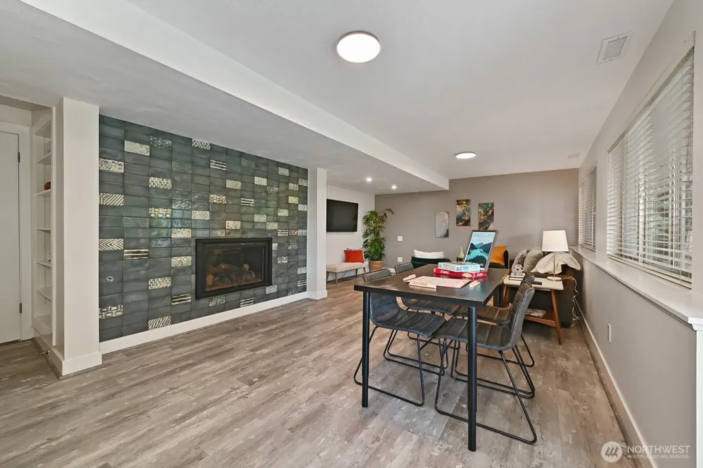 17236 NE 6th Place Bellevue WA 98008