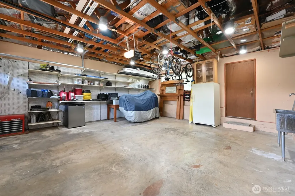 17236 NE 6th Place Bellevue WA 98008