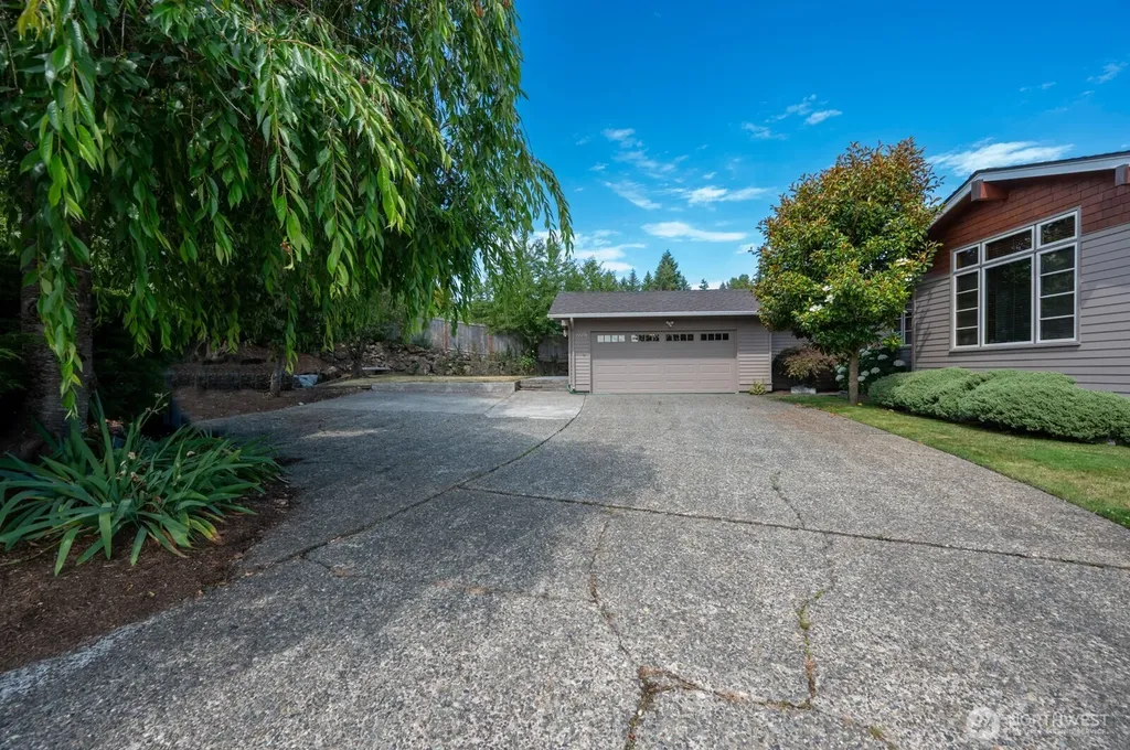 17236 NE 6th Place Bellevue WA 98008