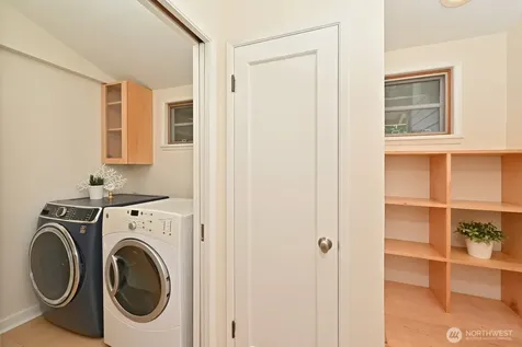 17236 NE 6th Place Bellevue WA 98008