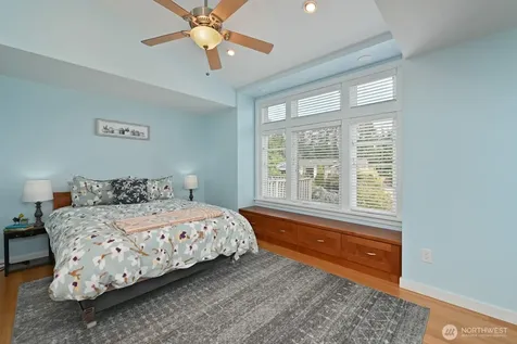 17236 NE 6th Place Bellevue WA 98008