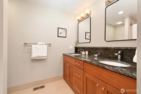 17236 NE 6th Place Bellevue WA 98008