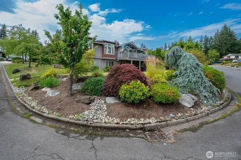 17236 NE 6th Place Bellevue WA 98008