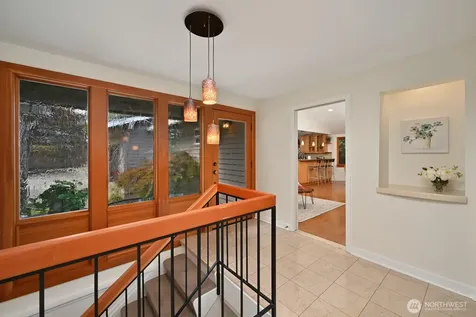 17236 NE 6th Place Bellevue WA 98008