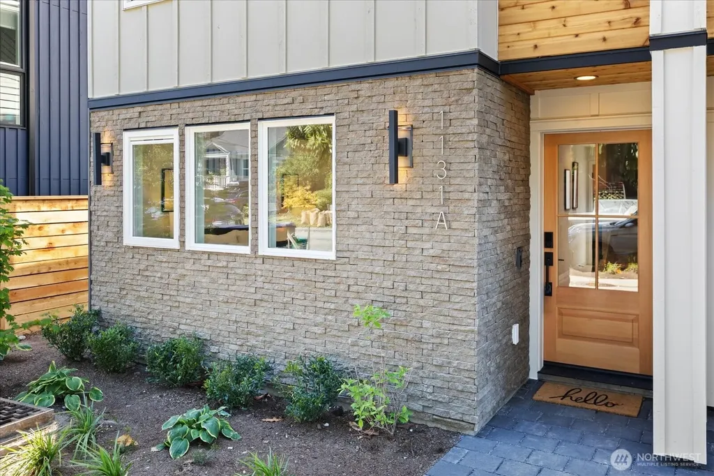 1131 NW 60th Street Seattle WA 98107