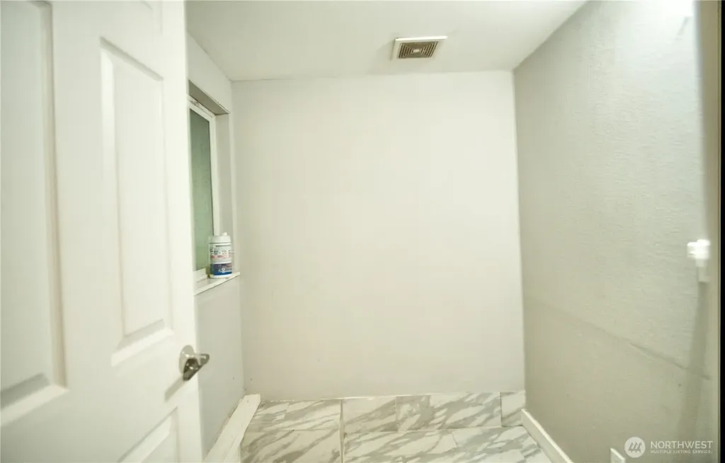 17102 146 Avenue SE Renton WA 98058