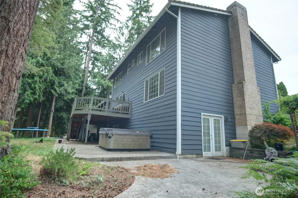 17102 146 Avenue SE Renton WA 98058