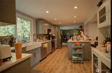 17102 146 Avenue SE Renton WA 98058