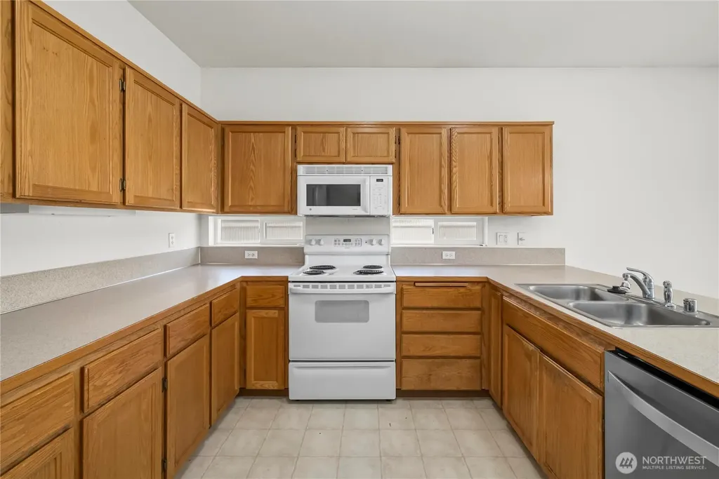 7801 207th Street Ct E Spanaway WA 98387