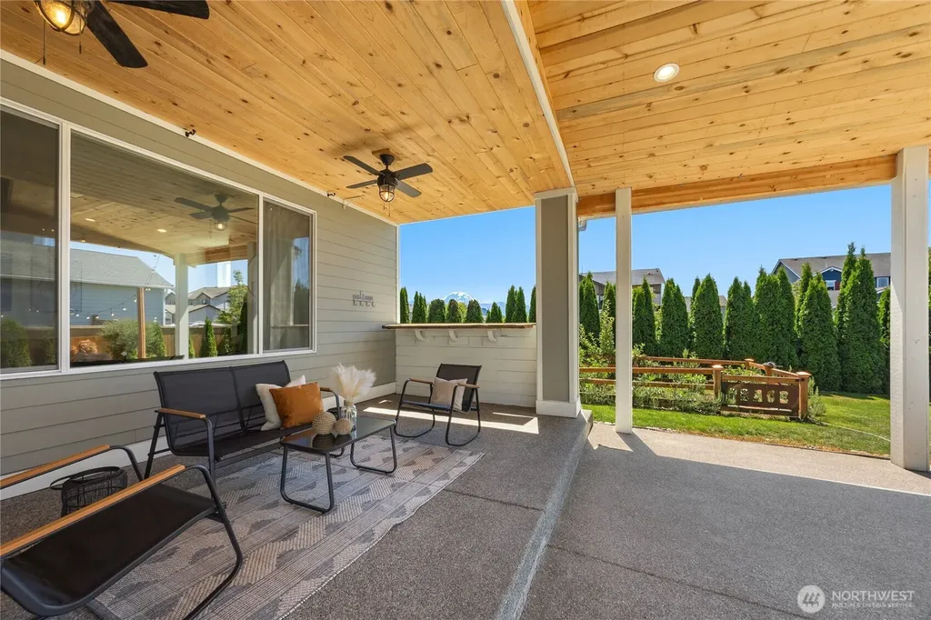 650 Mckinley Street Enumclaw WA 98022