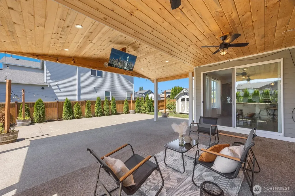 650 Mckinley Street Enumclaw WA 98022