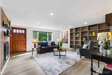 629 SW 3rd Place Renton WA 98057
