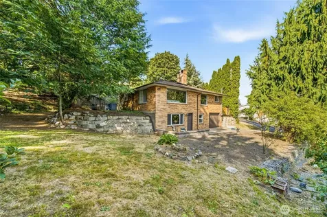 629 SW 3rd Place Renton WA 98057