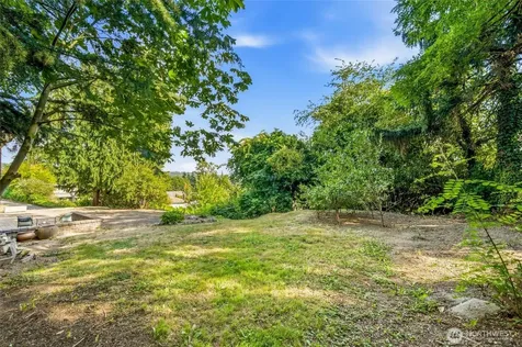 629 SW 3rd Place Renton WA 98057