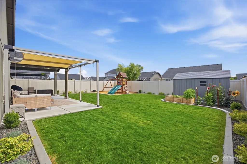 1403 E Nen Drive Moses Lake WA 98837