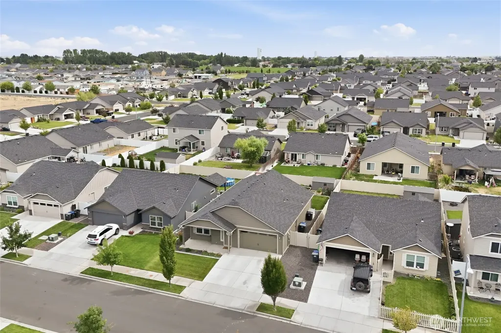 1403 E Nen Drive Moses Lake WA 98837