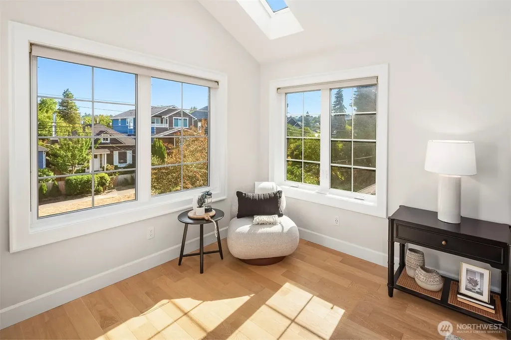 738 N 73rd Street Seattle WA 98103