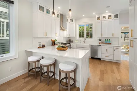738 N 73rd Street Seattle WA 98103