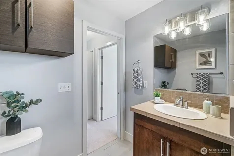 3028 SW Avalon Way Seattle WA 98126