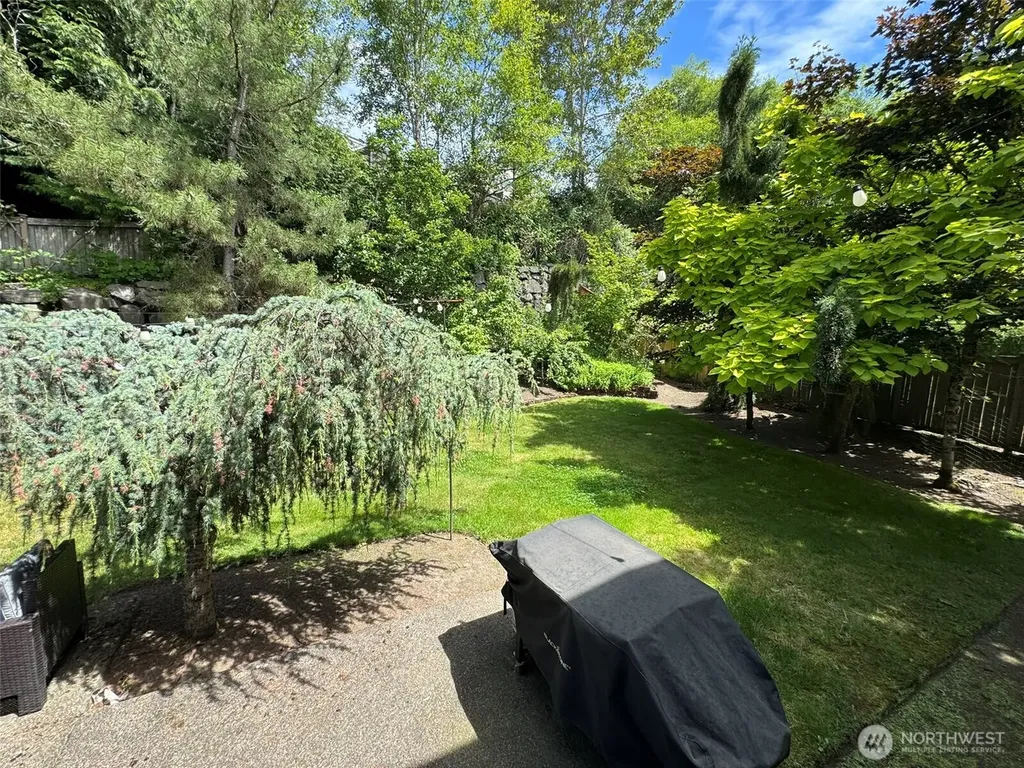4606 230th Terrace SE Sammamish WA 98075