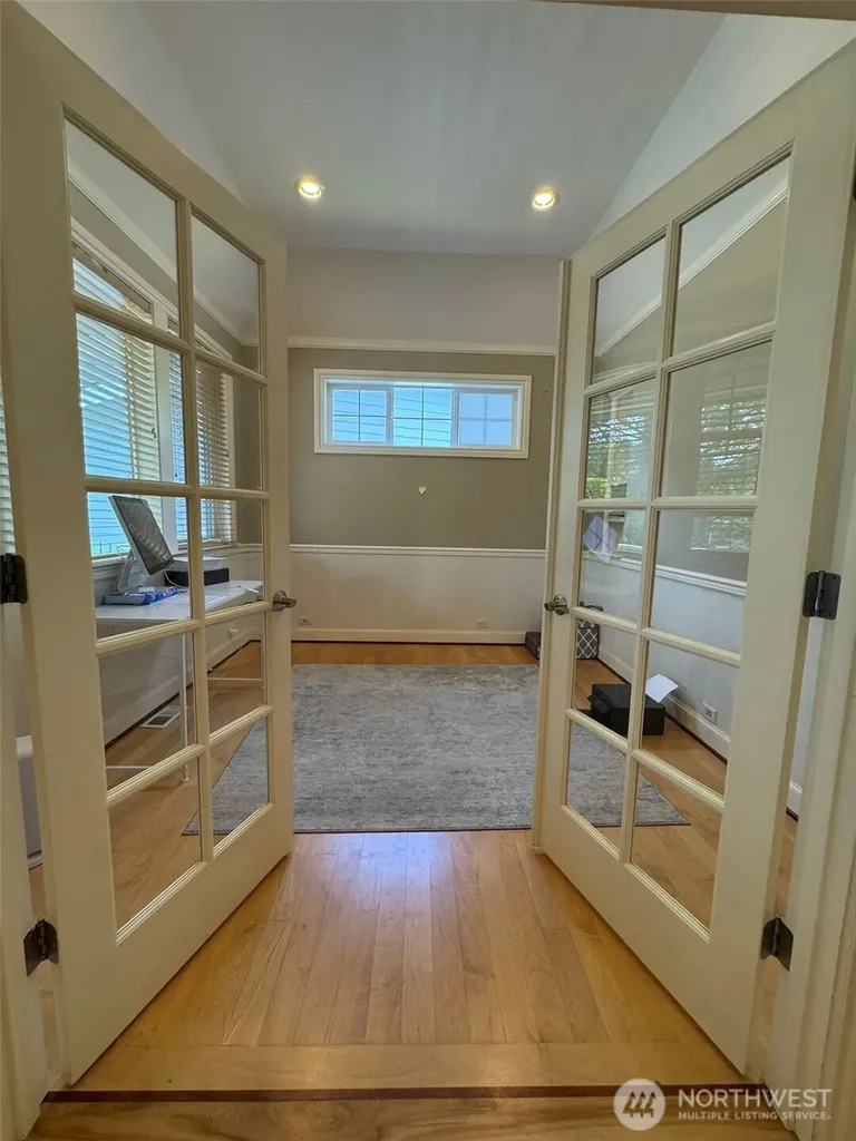 4606 230th Terrace SE Sammamish WA 98075