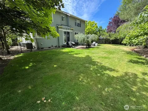 4606 230th Terrace SE Sammamish WA 98075