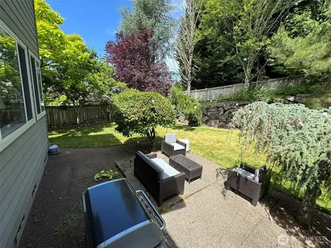 4606 230th Terrace SE Sammamish WA 98075