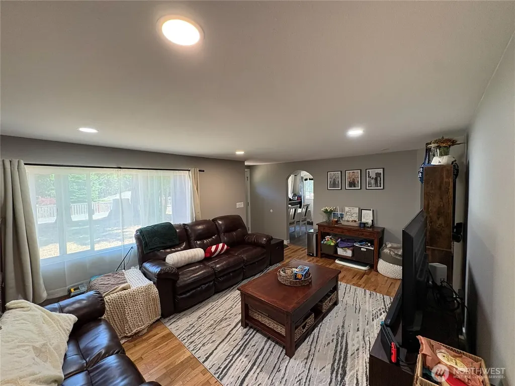 4532 The Cedars Bremerton WA 98312